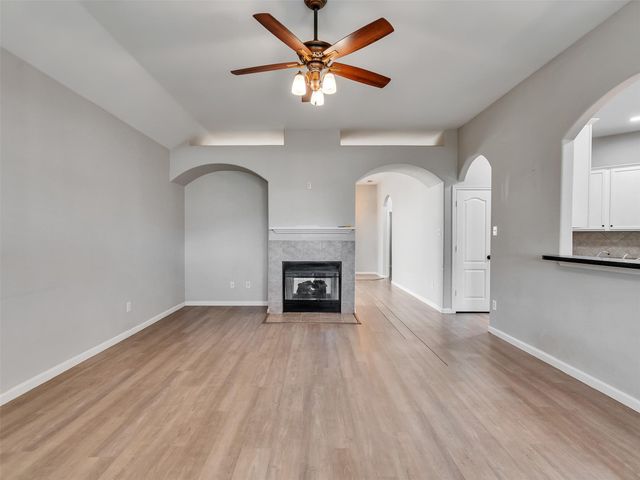 2310 Highland Crossing Drive, Conroe, TX 77304