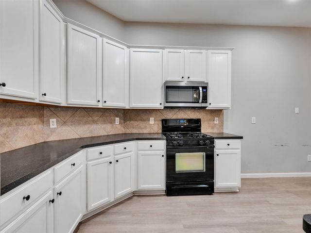 2310 Highland Crossing Drive, Conroe, TX 77304