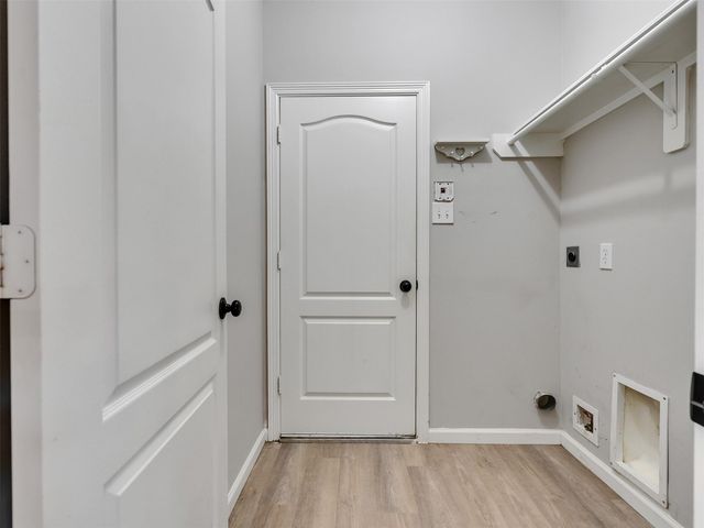 2310 Highland Crossing Drive, Conroe, TX 77304