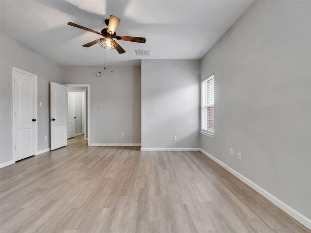 2310 Highland Crossing Drive, Conroe, TX 77304