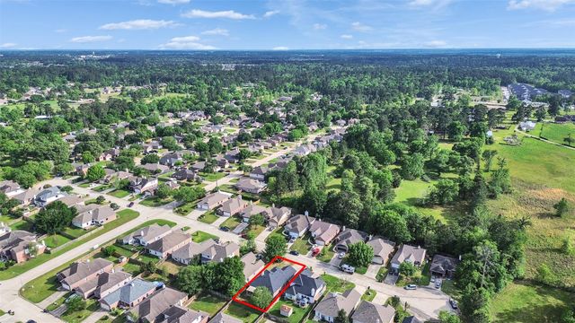 2310 Highland Crossing Drive, Conroe, TX 77304