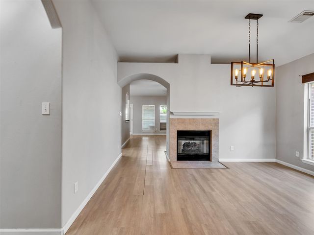 2310 Highland Crossing Drive, Conroe, TX 77304