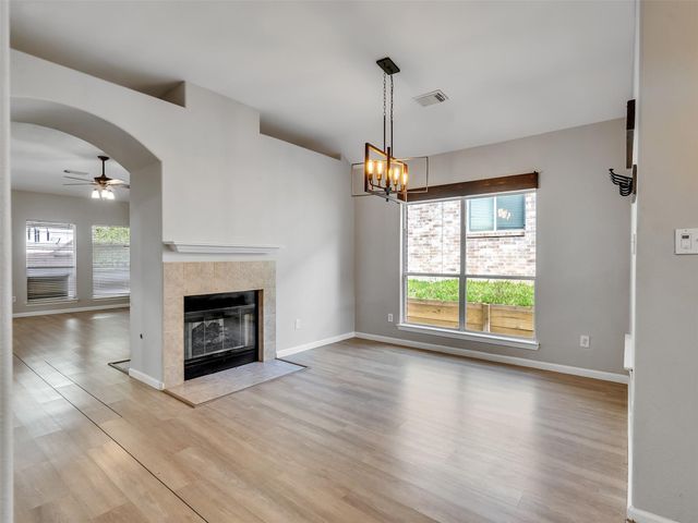 2310 Highland Crossing Drive, Conroe, TX 77304