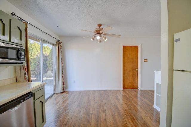 3947 Donald Road SW, Albuquerque, NM 87105