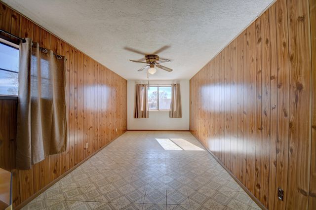 3947 Donald Road SW, Albuquerque, NM 87105