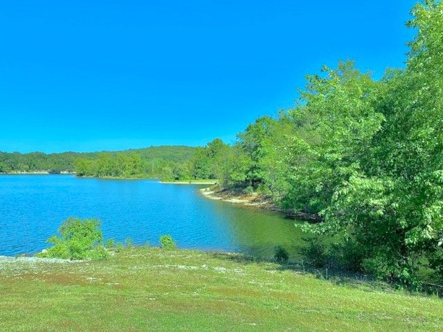 14889 311 Highway, Green Forest, AR 72638