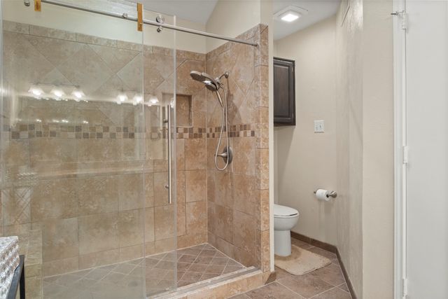 215 Cimarron Trail 1, Irving, TX 75063