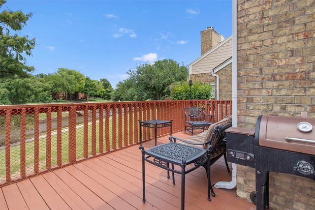 215 Cimarron Trail 1, Irving, TX 75063