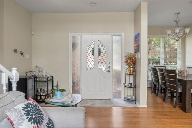 215 Cimarron Trail 1, Irving, TX 75063