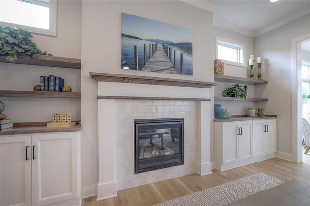 13829 Westgate Street, Overland Park, KS 66221