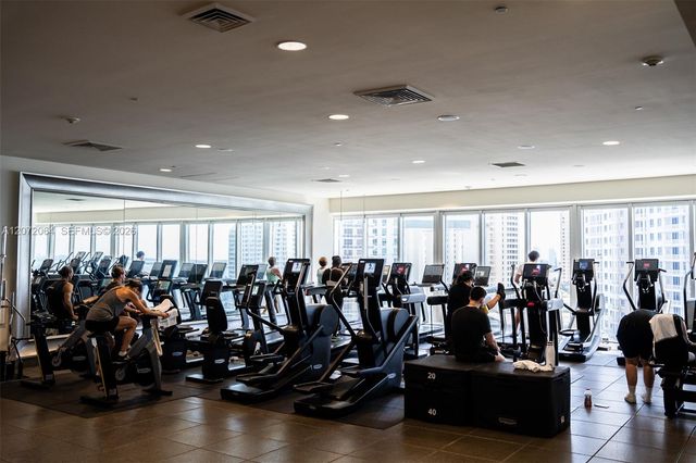 465 Brickell Avenue 419, Miami, FL 33131