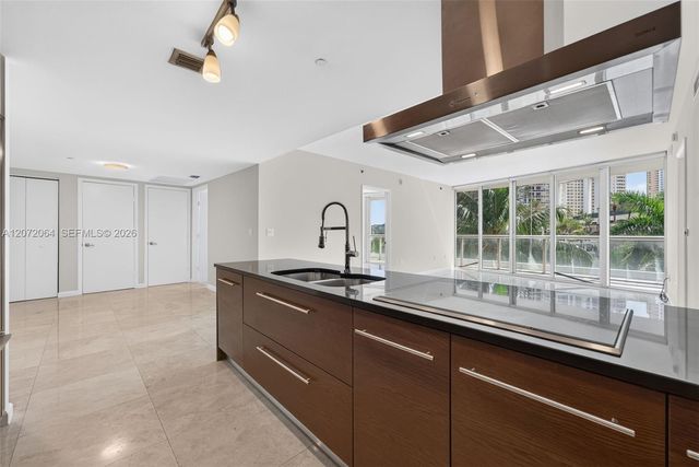465 Brickell Avenue 419, Miami, FL 33131