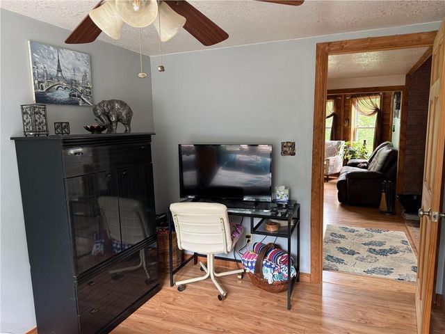 26361 Weidenmann Place, Edwards, MO 65326