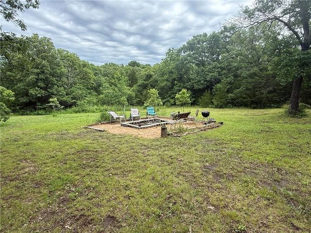26361 Weidenmann Place, Edwards, MO 65326