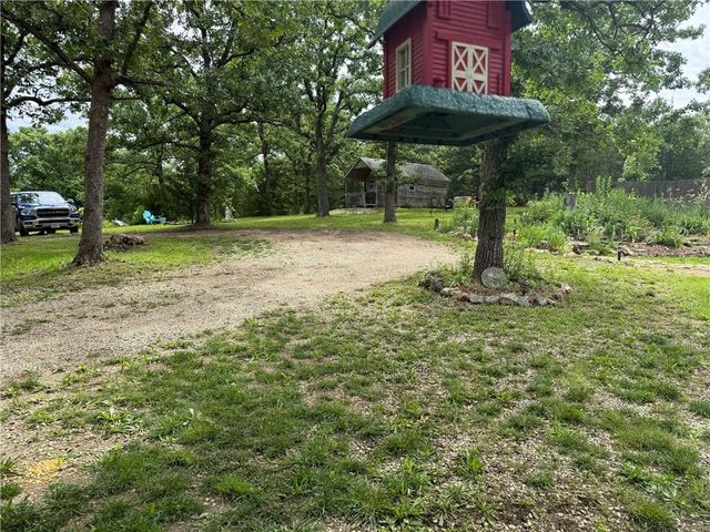 26361 Weidenmann Place, Edwards, MO 65326