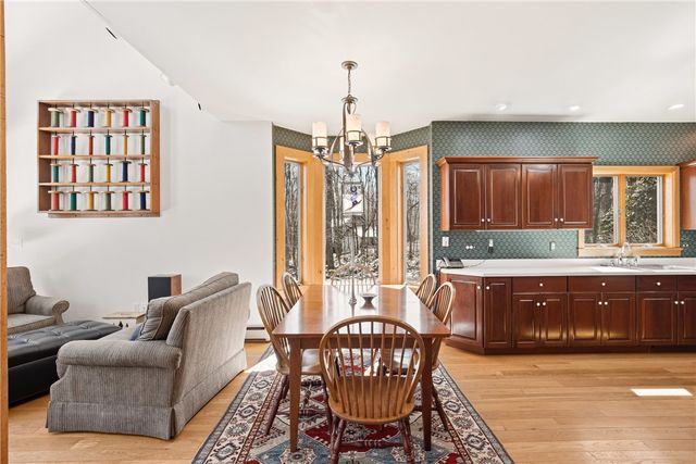 2090 Oak Ridge Dr, Saltlick Twp, PA 15622