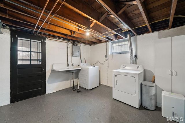 6622 Macklind Avenue, St Louis, MO 63109