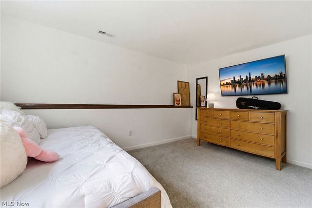 25726 Hidden Acres Drive, Westlake, OH 44145