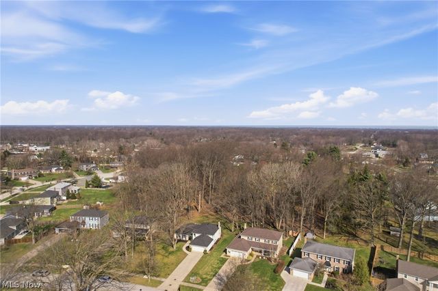 25726 Hidden Acres Drive, Westlake, OH 44145