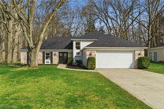 25726 Hidden Acres Drive, Westlake, OH 44145