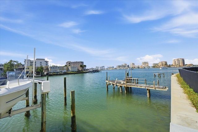 231 SKIFF POINT 7, Clearwater Beach, FL 33767