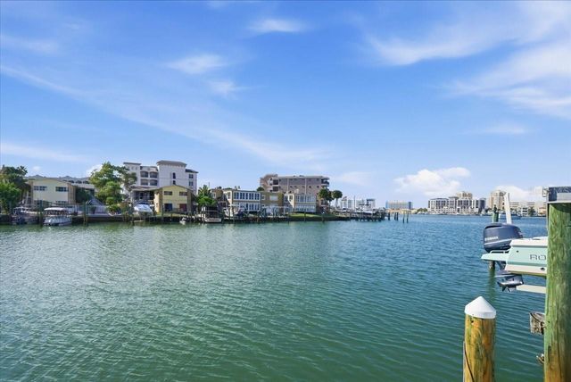 231 SKIFF POINT 7, Clearwater Beach, FL 33767