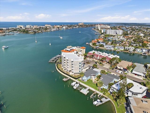 231 SKIFF POINT 7, Clearwater Beach, FL 33767