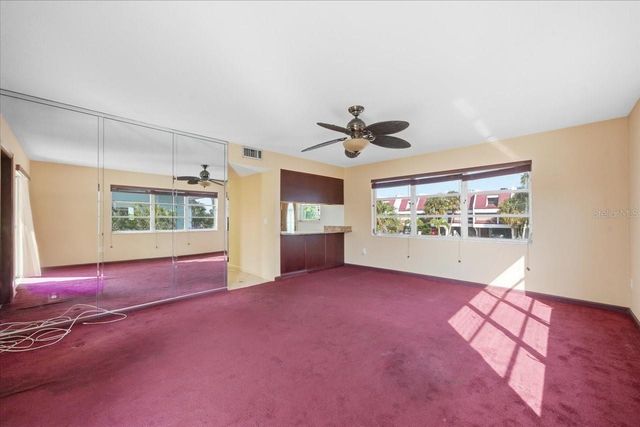 231 SKIFF POINT 7, Clearwater Beach, FL 33767