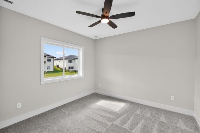 18048 Tanglewood Drive, Clive, IA 50325