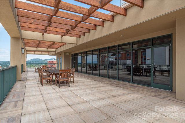 21 Battery Park Avenue 406, Asheville, NC 28801