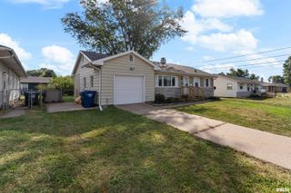 3719 WILKES Avenue, Davenport, IA 52806