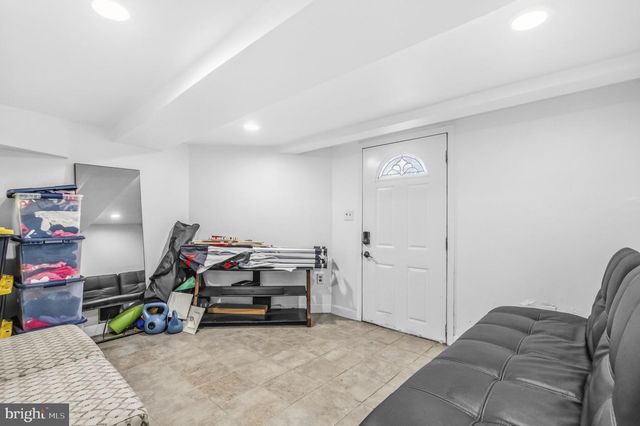 1824 3RD ST NE, Washington, DC 20002