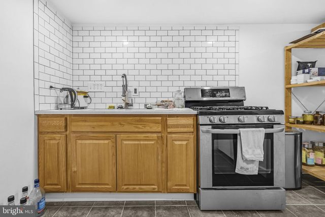 1824 3RD ST NE, Washington, DC 20002