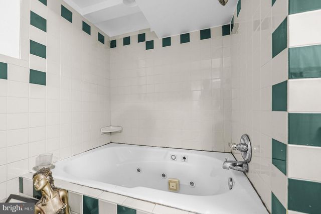 1824 3RD ST NE, Washington, DC 20002