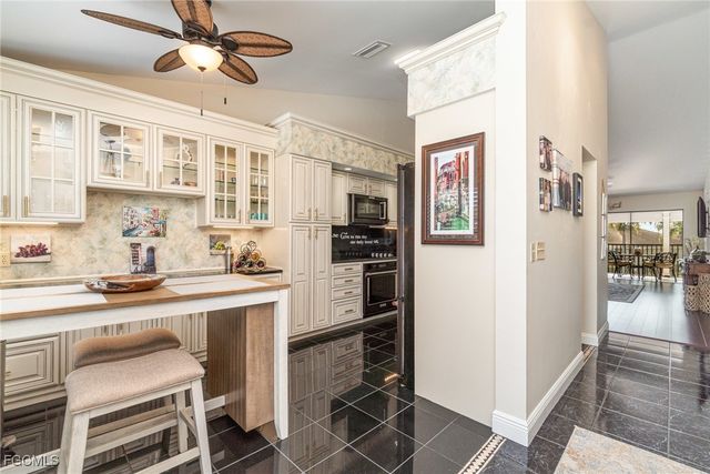 912 SW 48th TER 208, Cape Coral, FL 33914