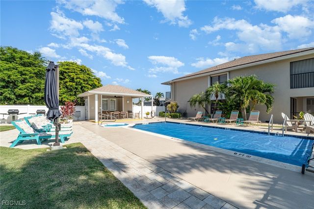 912 SW 48th TER 208, Cape Coral, FL 33914