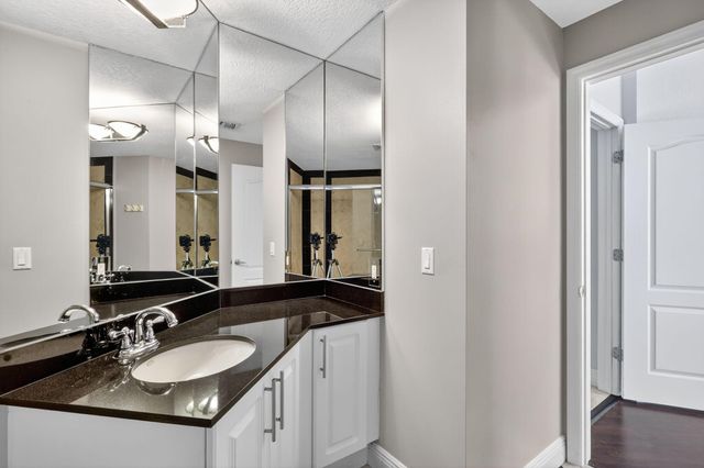 11011 Legacy Lane 105, Palm Beach Gardens, FL 33410