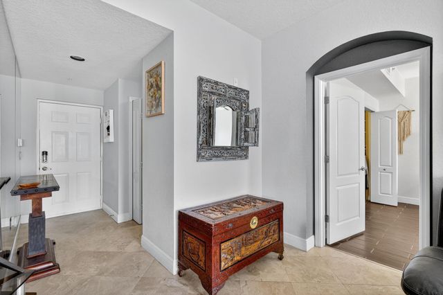 11011 Legacy Lane 105, Palm Beach Gardens, FL 33410