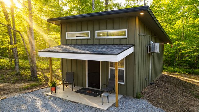 3158 Summertown Hwy, Summertown, TN 38483