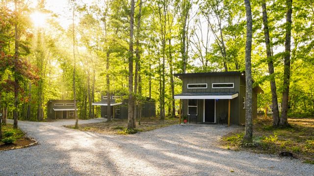 3158 Summertown Hwy, Summertown, TN 38483