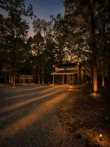 3158 Summertown Hwy, Summertown, TN 38483