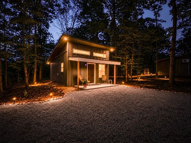 3158 Summertown Hwy, Summertown, TN 38483