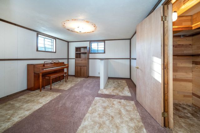 3732 E WESTWOOD Ave, Chattaroy, WA 99003