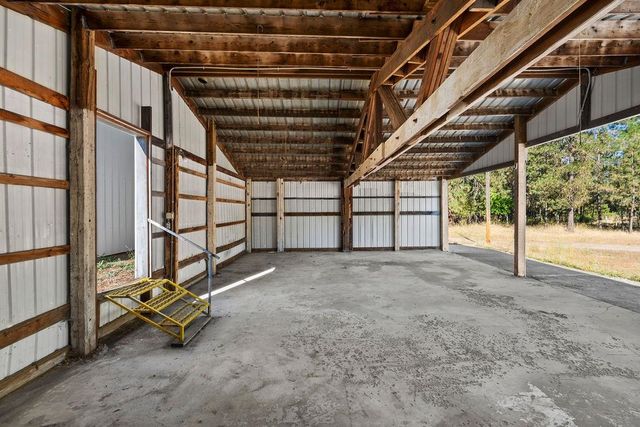 3732 E WESTWOOD Ave, Chattaroy, WA 99003
