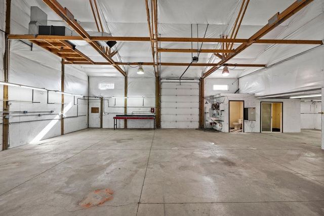 3732 E WESTWOOD Ave, Chattaroy, WA 99003
