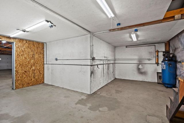 3732 E WESTWOOD Ave, Chattaroy, WA 99003
