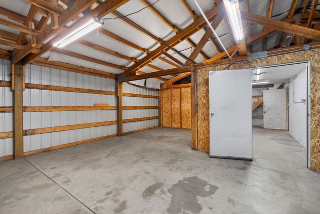 3732 E WESTWOOD Ave, Chattaroy, WA 99003