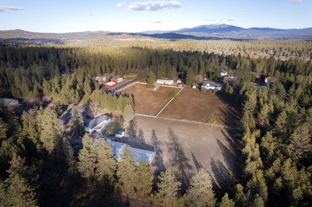 3732 E WESTWOOD Ave, Chattaroy, WA 99003
