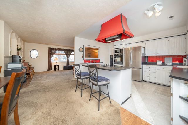 3732 E WESTWOOD Ave, Chattaroy, WA 99003