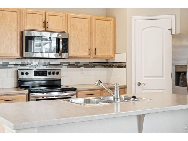 1787 Long Shadow Dr, Windsor, CO 80550